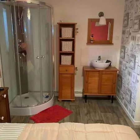 شاليه Chalet Dans Endroit Bucolique